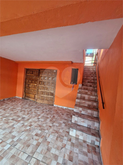 Foto REO1097100