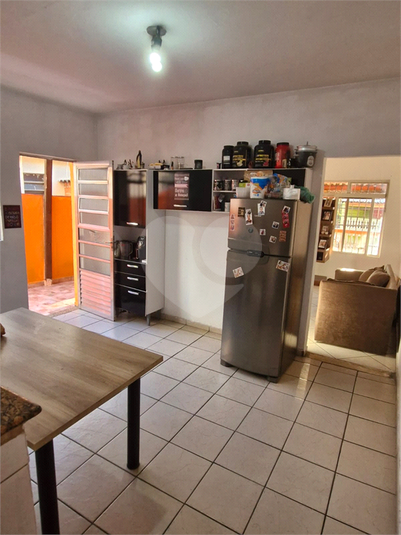 Foto REO1097100