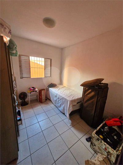 Foto REO1097100
