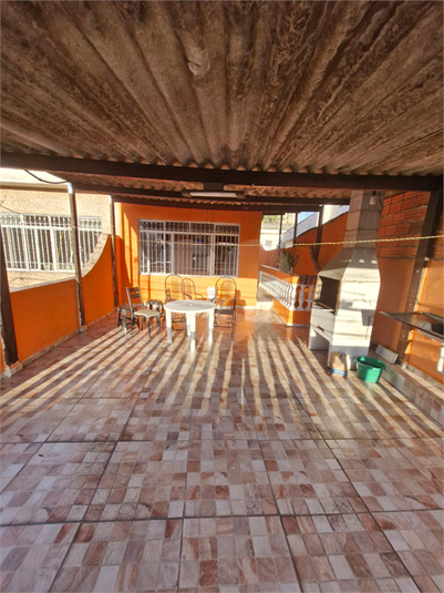 Foto REO1097100