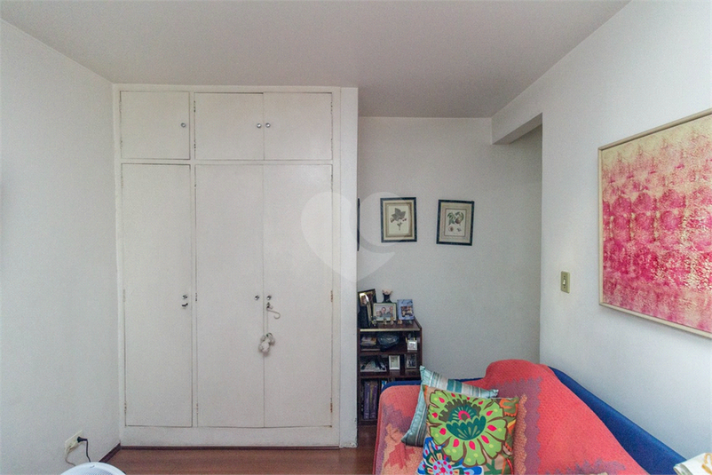 Foto REO1097101