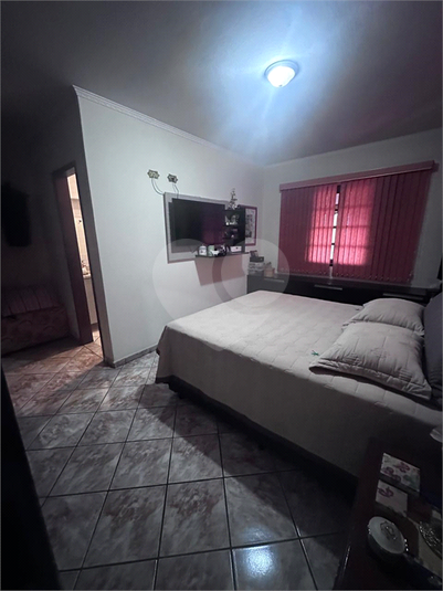 Foto REO1097107