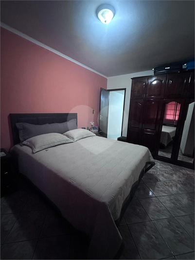 Foto REO1097107
