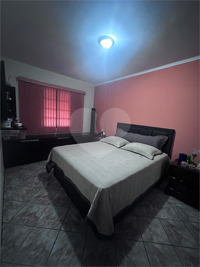 Foto REO1097107
