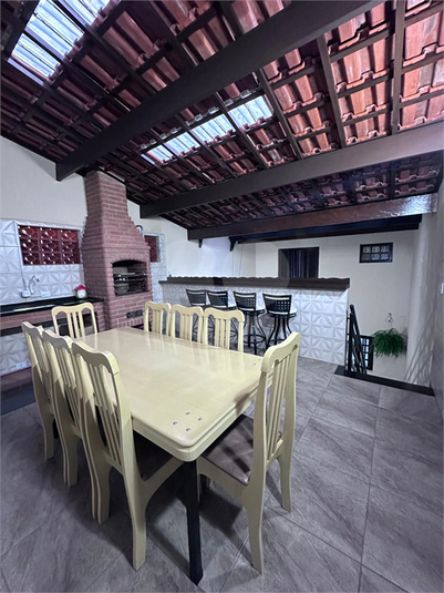 Foto REO1097107
