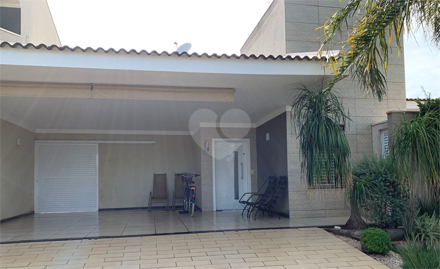 Foto REO1097135