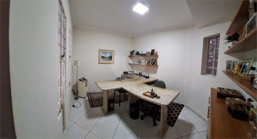 Foto REO1097136