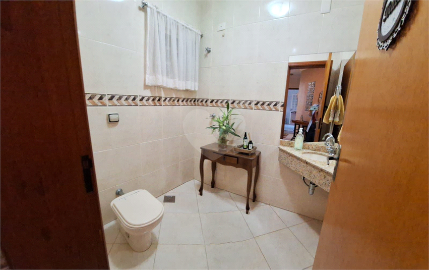Foto REO1097136