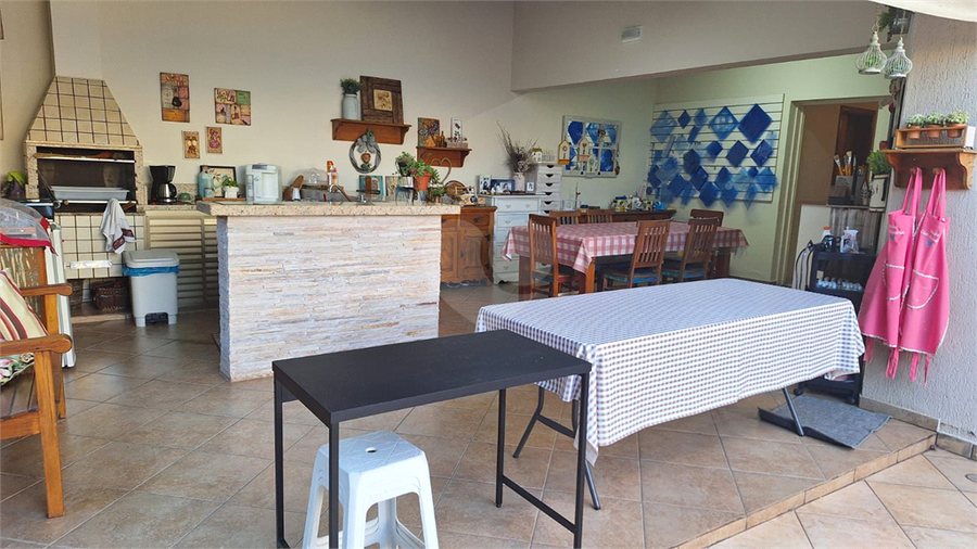 Foto REO1097136