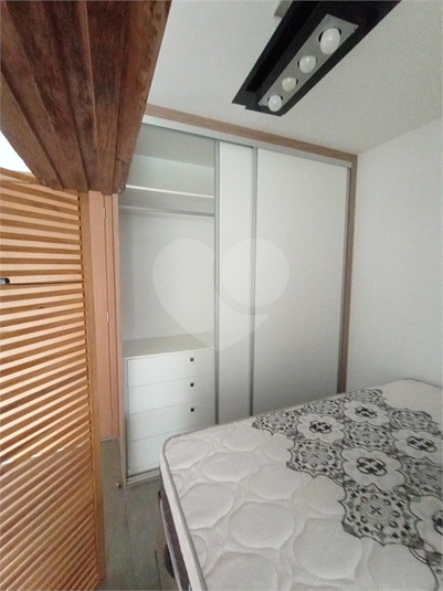 Foto REO1097137
