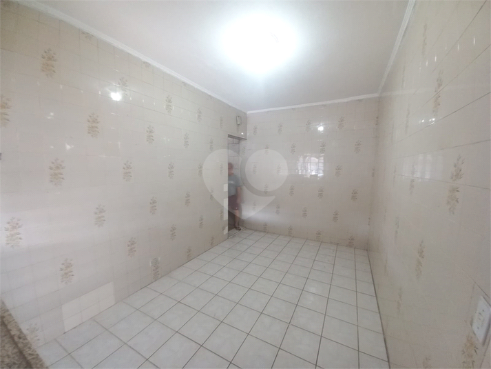 Foto REO1097139