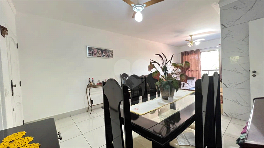 sala ampla e arejada