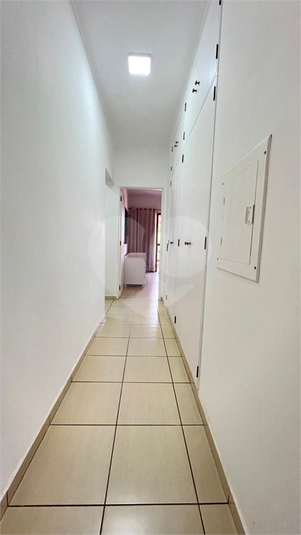 Foto REO1097140