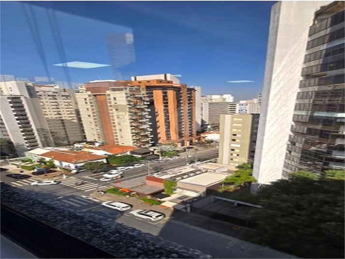 Foto REO1097147