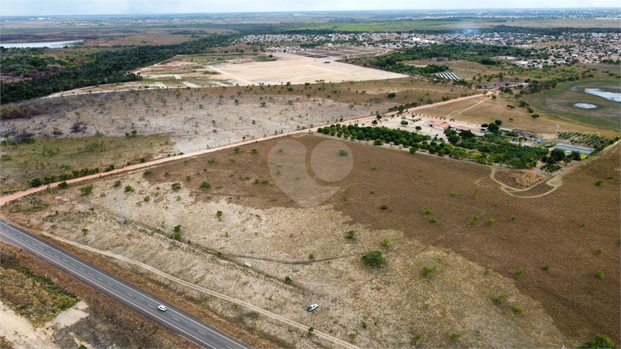 Foto REO1097153