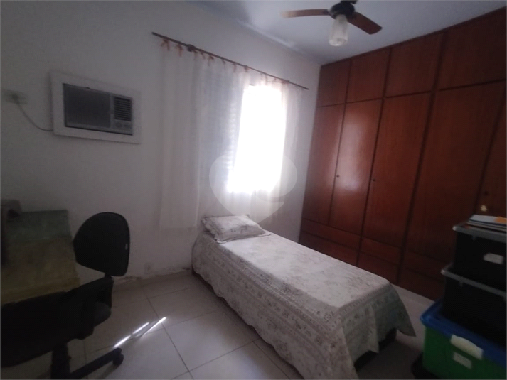 Foto REO1097156