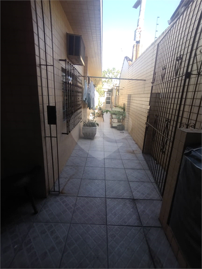 Foto REO1097156