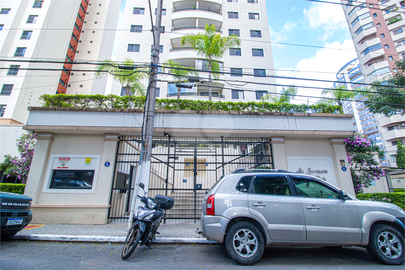 Foto REO1097175