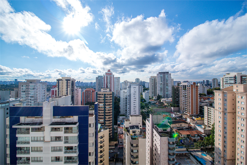 Foto REO1097175