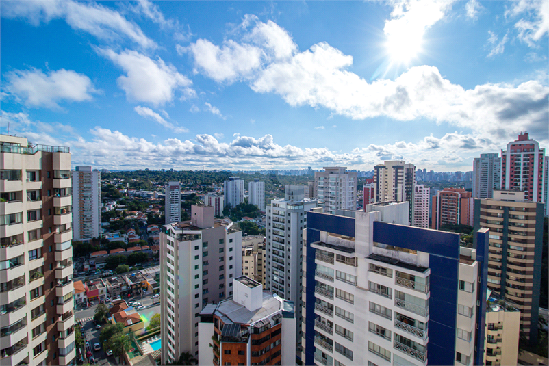 Foto REO1097175