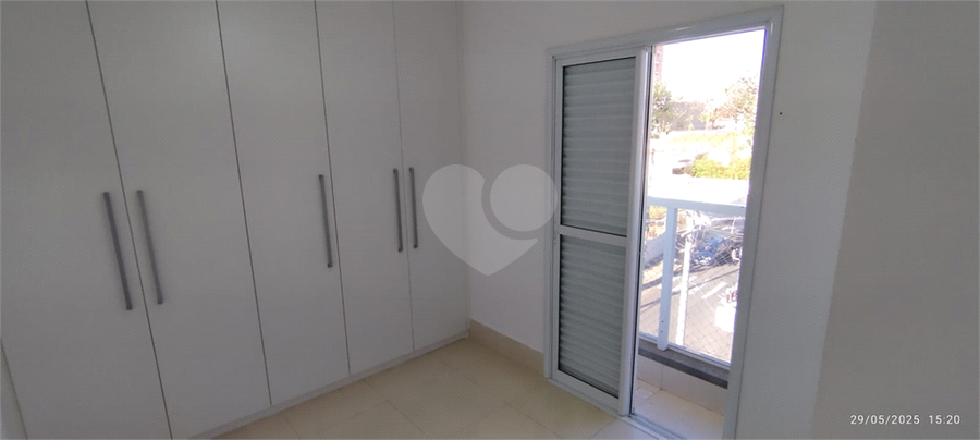 Foto REO1097179