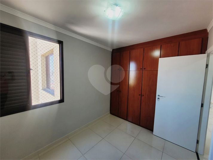 Foto REO1097184