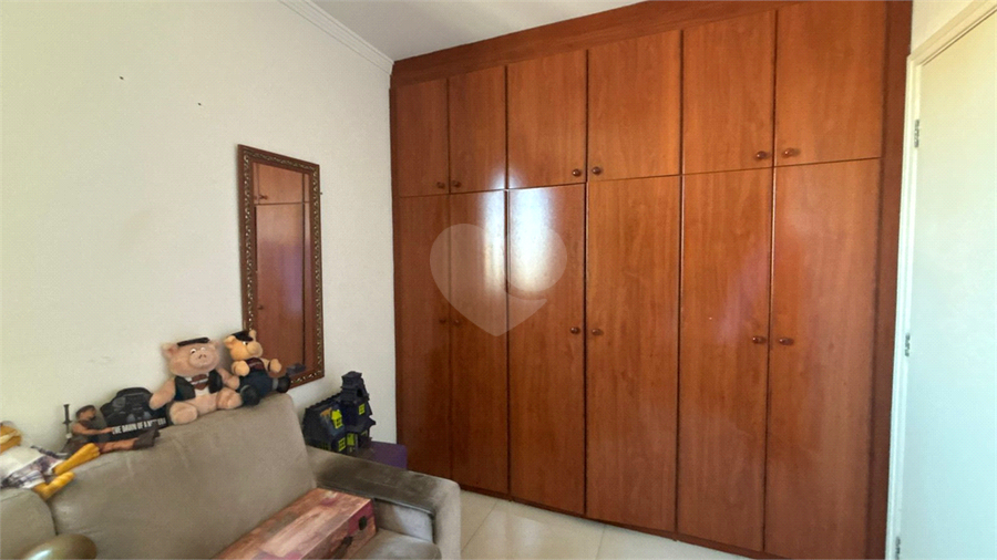 Foto REO1097184