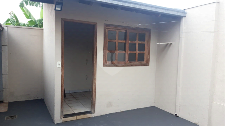 Foto REO1097193