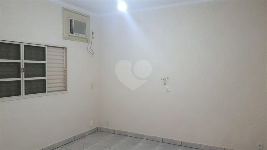 Foto REO1097193