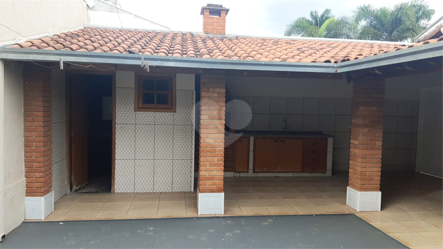 Foto REO1097193