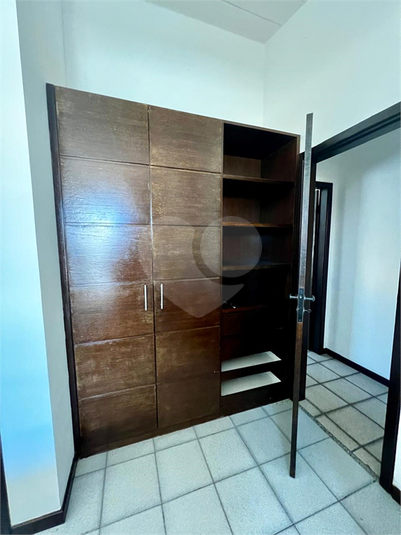 Foto REO1097197