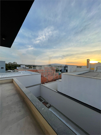 Foto REO1097220
