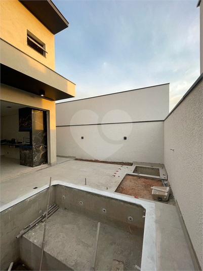 Foto REO1097220