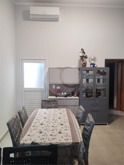 Foto REO1097230
