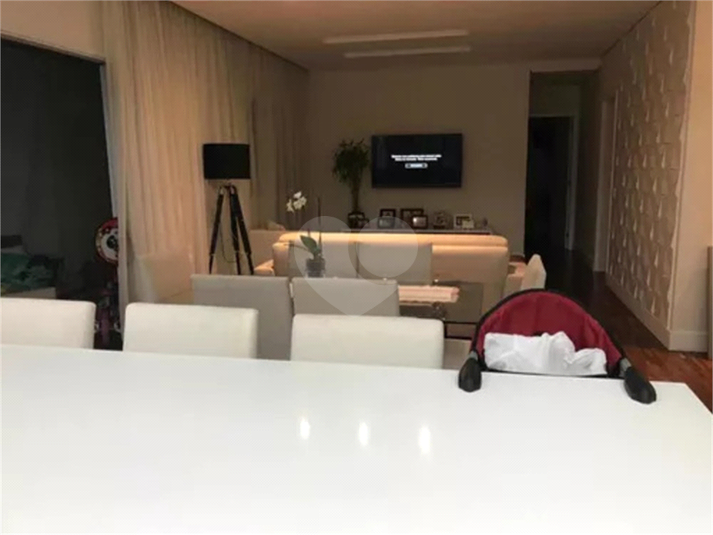 Foto REO1097234