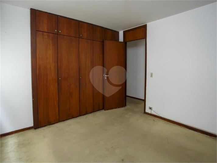 Foto REO1097241