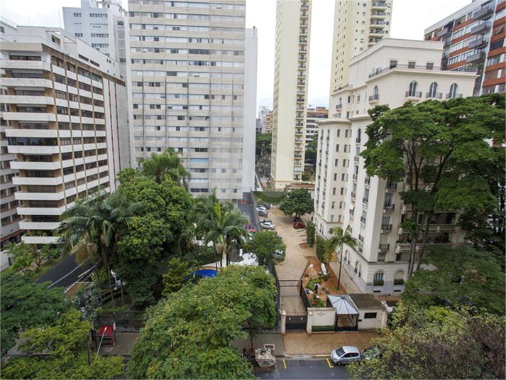Foto REO1097241