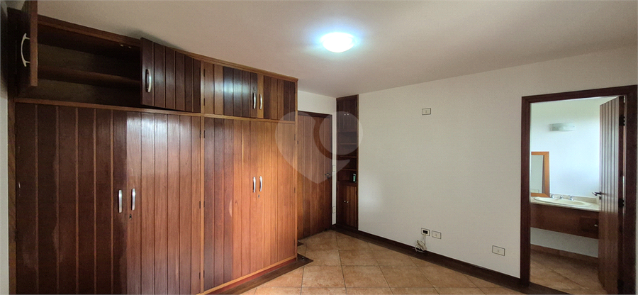 Foto REO1097243