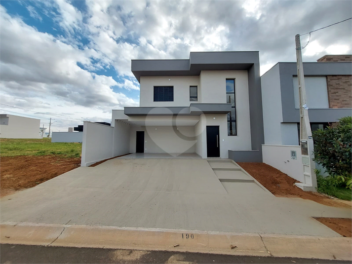 Foto REO1097252