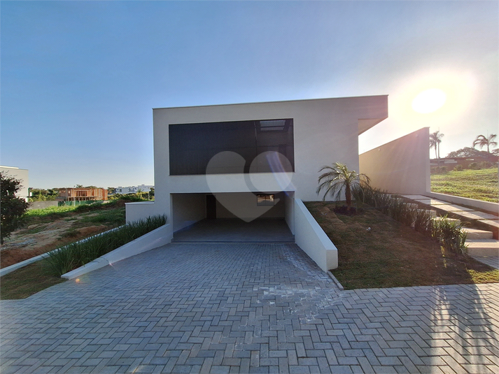 Foto REO1097260