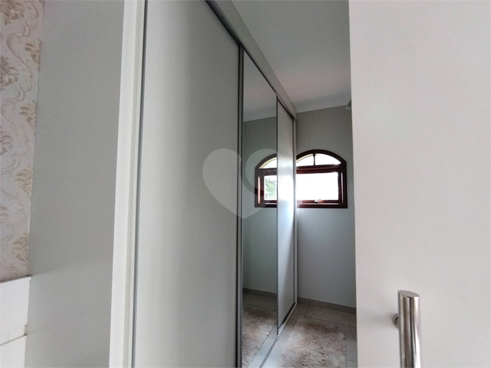 Foto REO1097276