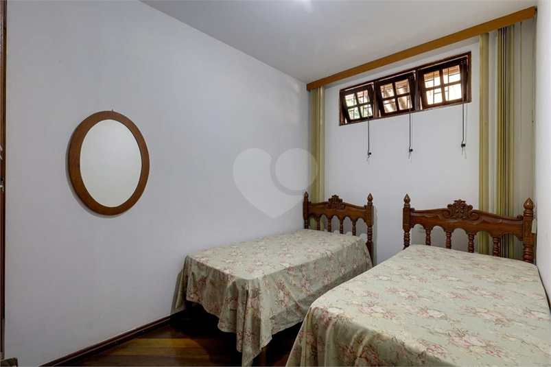 Foto REO1097285