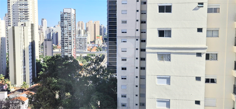 Foto REO1097288
