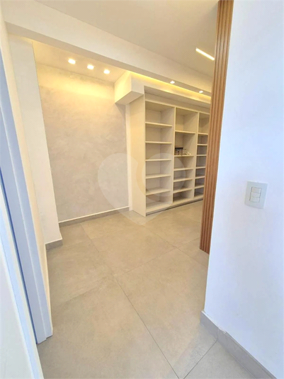 Foto REO1097296