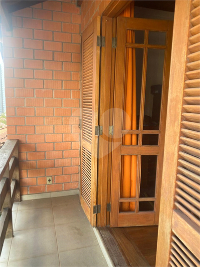 Foto REO1097310