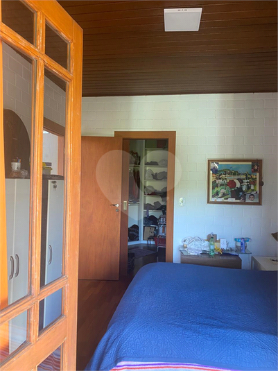 Foto REO1097310
