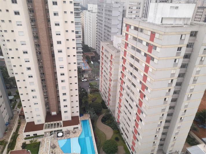 Foto REO1097341