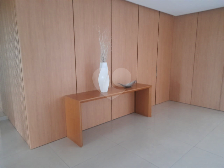 Foto REO1097341