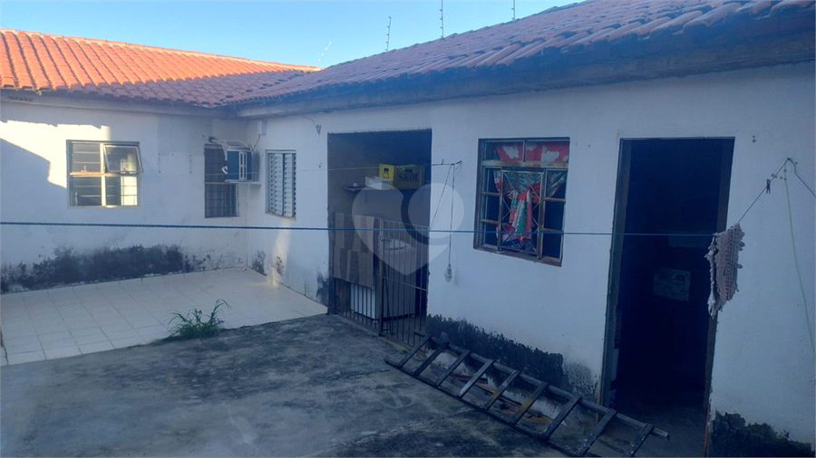 Foto REO1097345