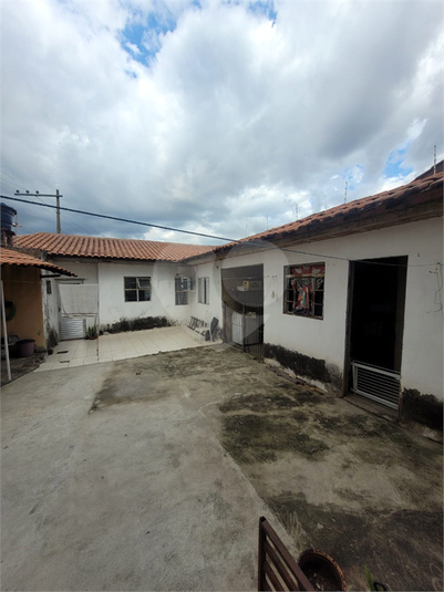 Foto REO1097345